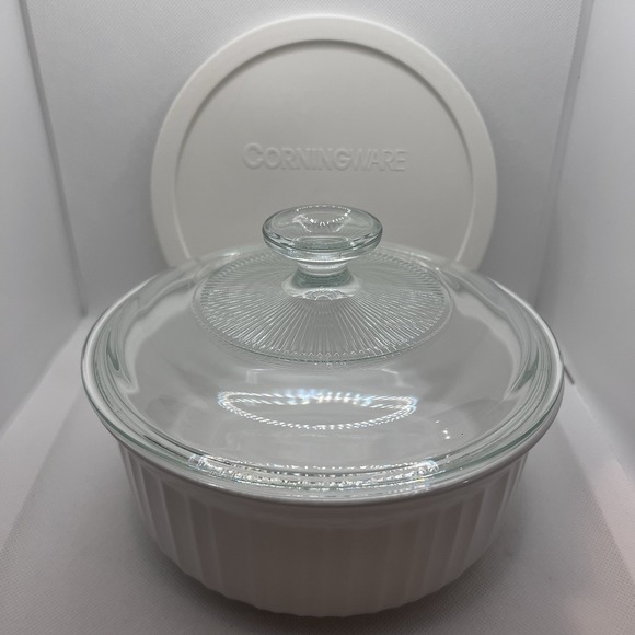 Corelle Other - CorningWare French White 1.5 Qt Round Casserole Dish w/ Pyrex & Plastic Lid